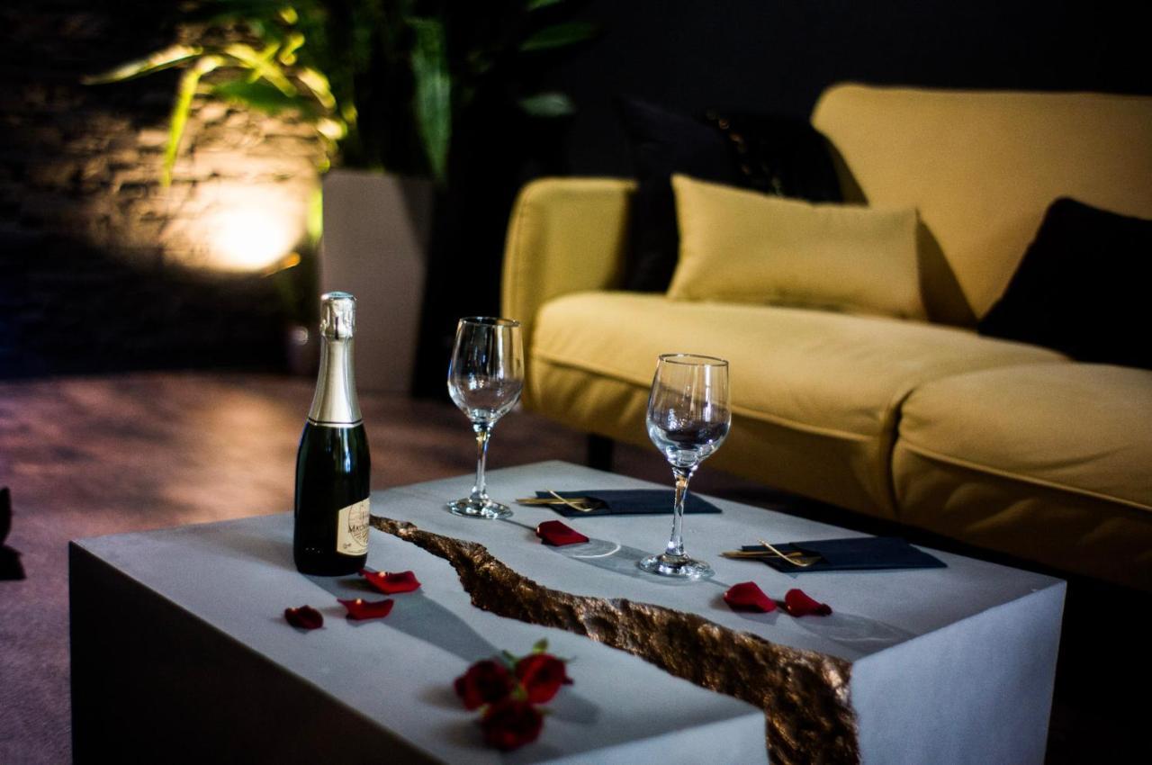 Love Suites & Spa "Le Loft" Avec Jacuzzi Privatif Médis Exterior foto